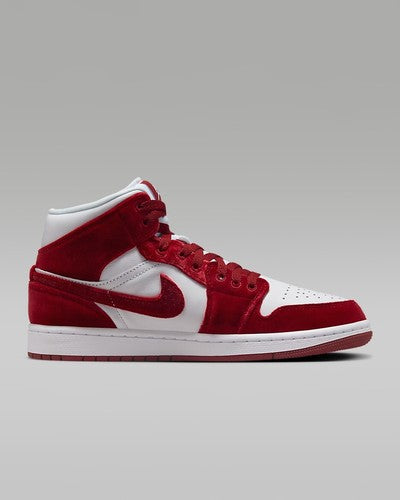 Nike WMNS Air Jordan 1 Mid SE "White/Black/Team Red" FZ3334-100 [US 5-9]
