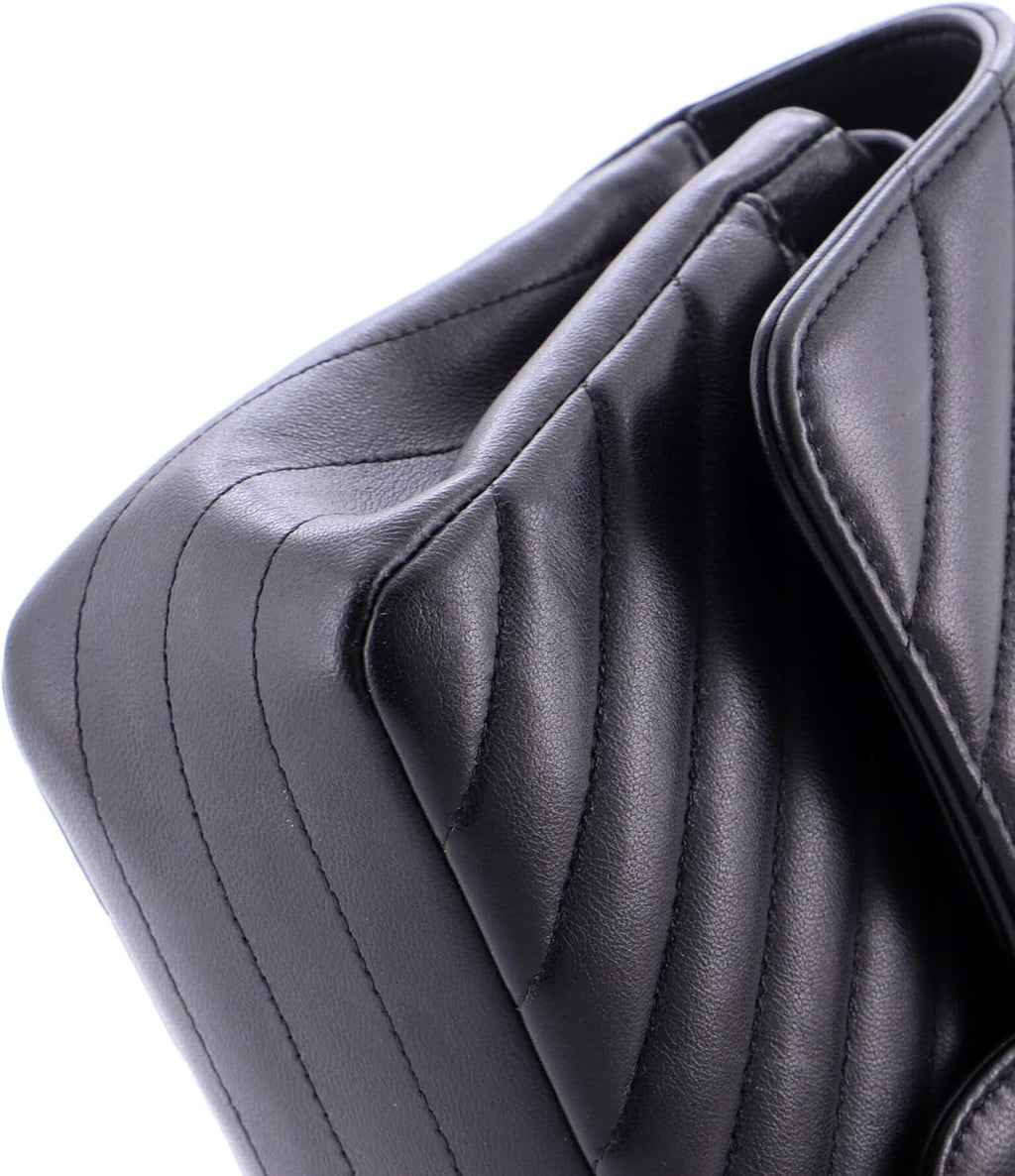 Chanel, Classic Double Flap Bag Chevron Lambskin Small, Black