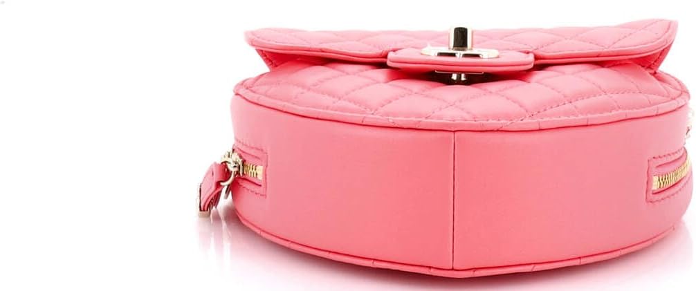 Chanel, CC in Love Heart Bag Quilted Lambskin, Pink