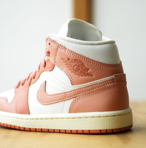 Nike Air Jordan 1 Mid Madder Root BQ6472-180 Women's Size