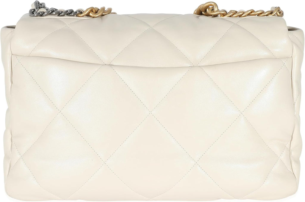 Chanel, vory Shiny Quilted Lambskin Maxi 19 Flap Bag, Beige