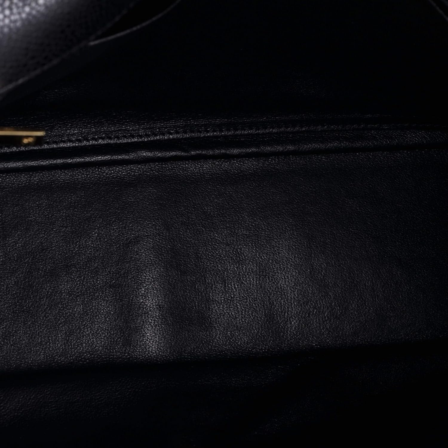 Chanel, Classic Single Flap Bag Quilted Caviar Jumbo, Black