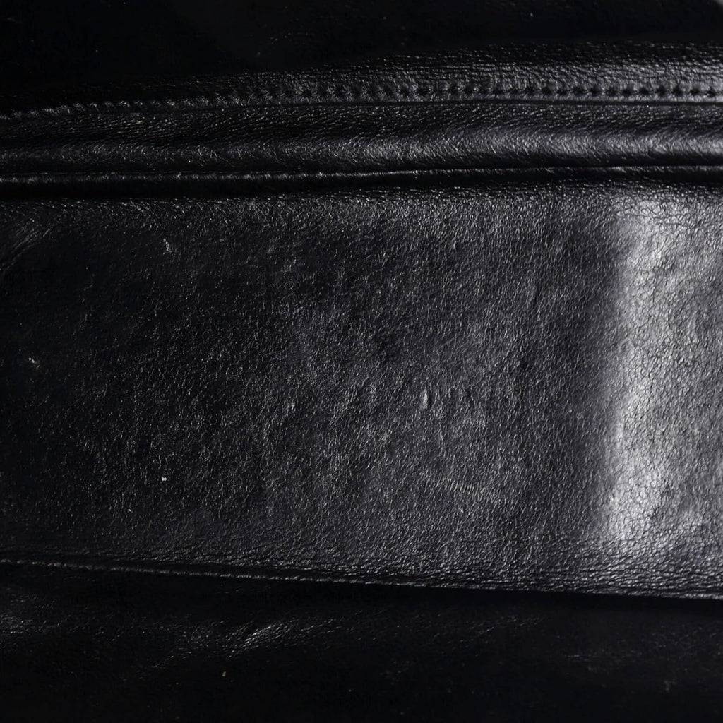 Chanel, Classic Single Flap Bag Quilted Caviar Jumbo, Black