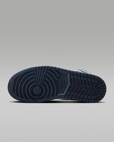 Nike WMNS Air Jordan 1 Mid SE "Football Grey/Navy" FZ8777-044 [US 5.5-11.5]