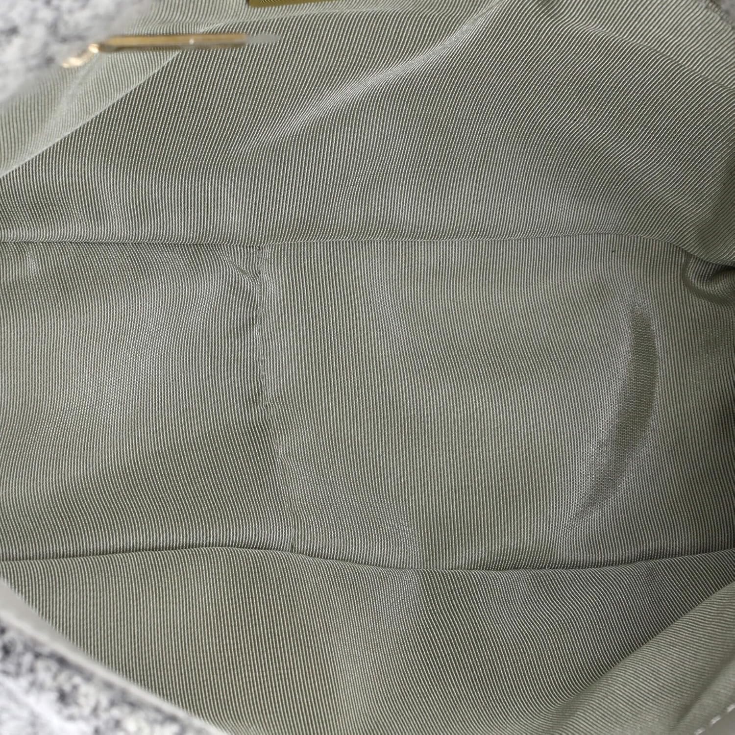 Chanel, 19 Flap Bag Quilted Tweed Medium, Gray