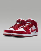 Nike WMNS Air Jordan 1 Mid SE "White/Black/Team Red" FZ3334-100 [US 5-9]