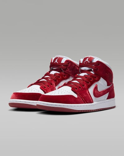 Nike WMNS Air Jordan 1 Mid SE "White/Black/Team Red" FZ3334-100 [US 5-9]