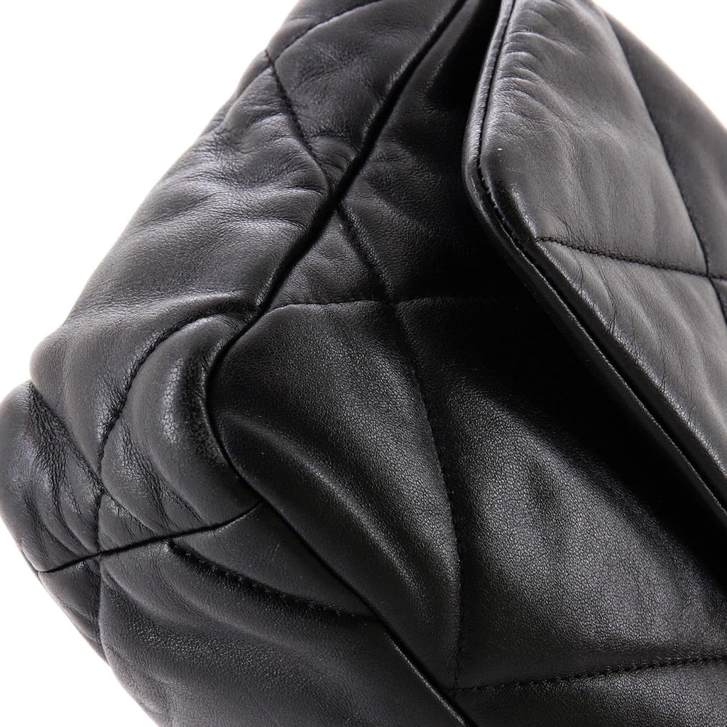 Chanel, 19 Flap Bag Quilted Leather Medium, Black