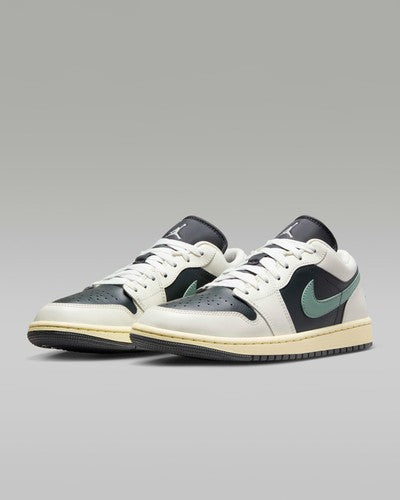 Nike WMNS Air Jordan 1 Low "Jade Smoke" DC0774-001 Womns Sneakers [US5.5-12]