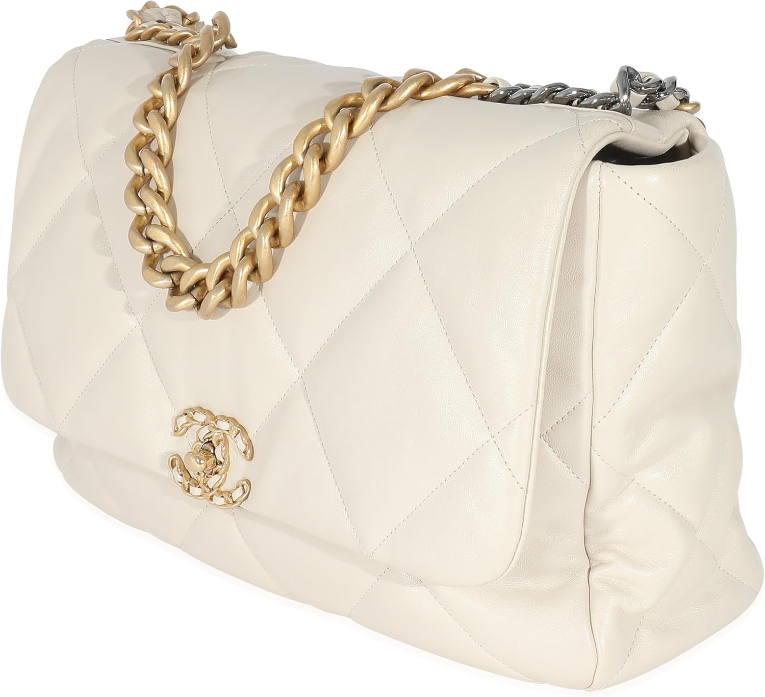 Chanel, vory Shiny Quilted Lambskin Maxi 19 Flap Bag, Beige