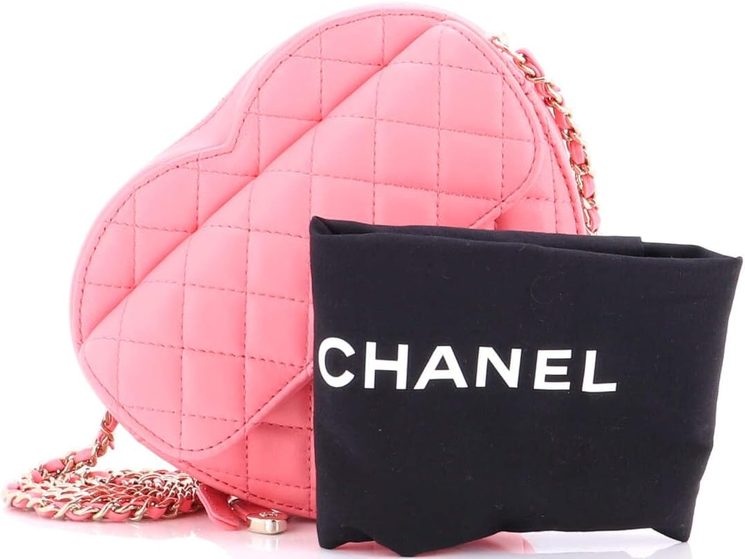 Chanel, CC in Love Heart Bag Quilted Lambskin, Pink