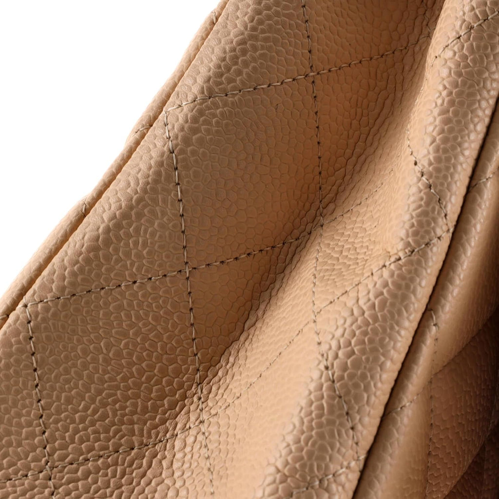 Chanel, Classic Single Flap Bag Quilted Caviar Jumbo, Neutral