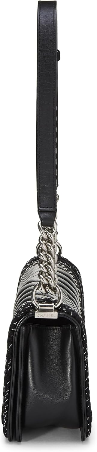 Chanel, Black Quilted Calfskin Jacket Boy Bag Medium, Black