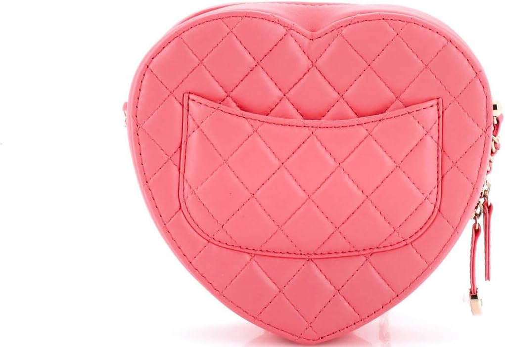 Chanel, CC in Love Heart Bag Quilted Lambskin, Pink