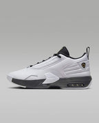 Nike Air Jordan Max Aura "White/Black/Metallic Gold" FQ8298-101 [US 7-13]