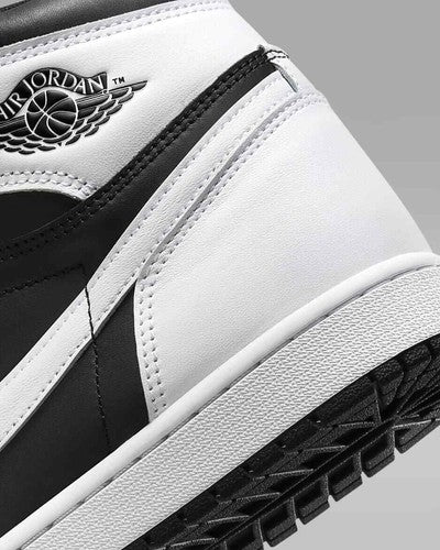 Nike Air Jordan 1 Retro High OG "Black/White" DZ5485-010 Sneakers [US 5-14]